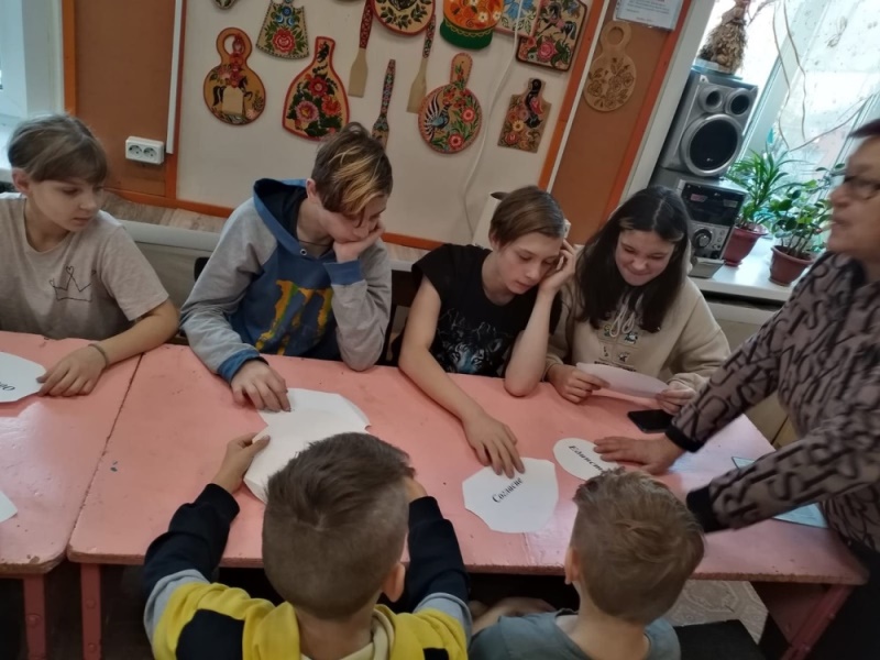 Урок мужества в с. Васильевское Шуйского района для ребят из детского дома.