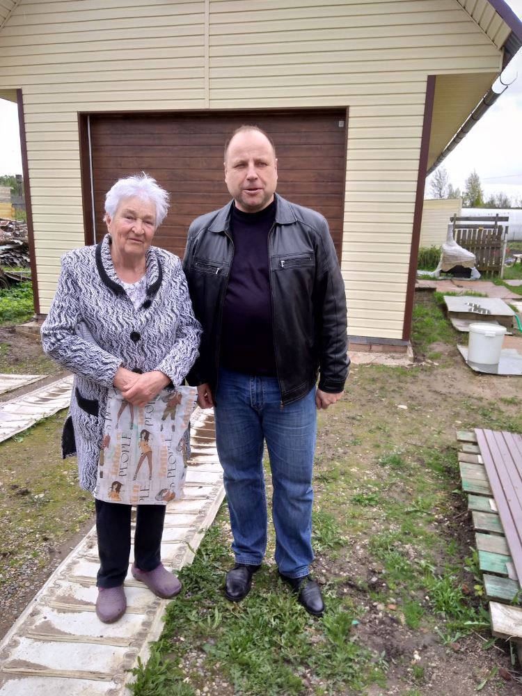 Поздравление жителей с юбилеем.